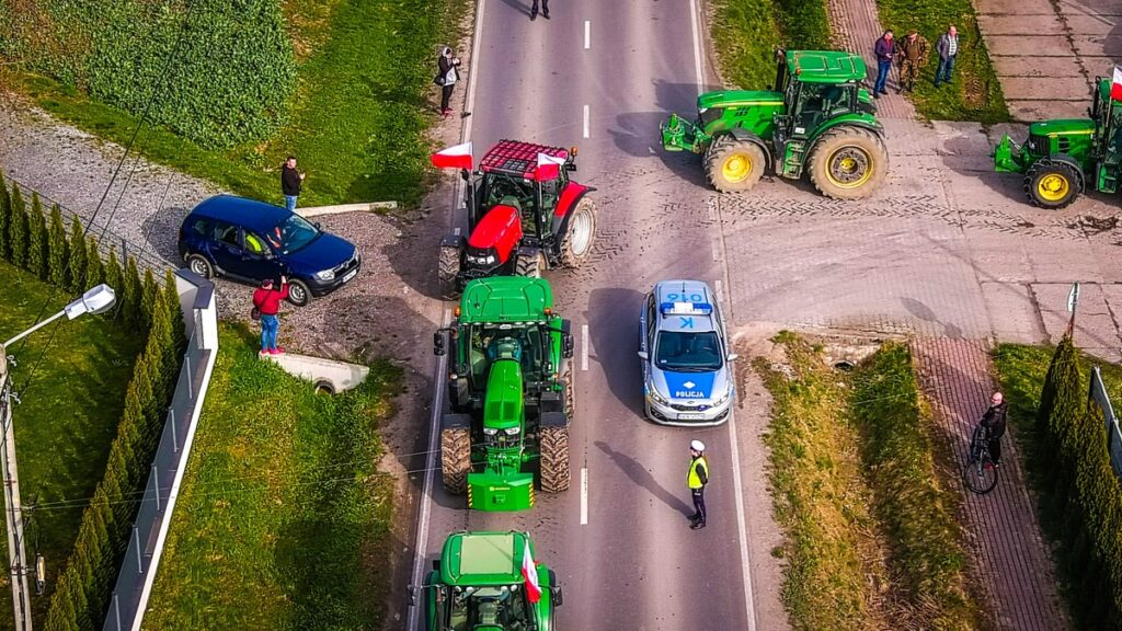 Protesty rolników na Podkarpaciu zakończone! Utrudnienia w ruchu drogowym ustąpiły.