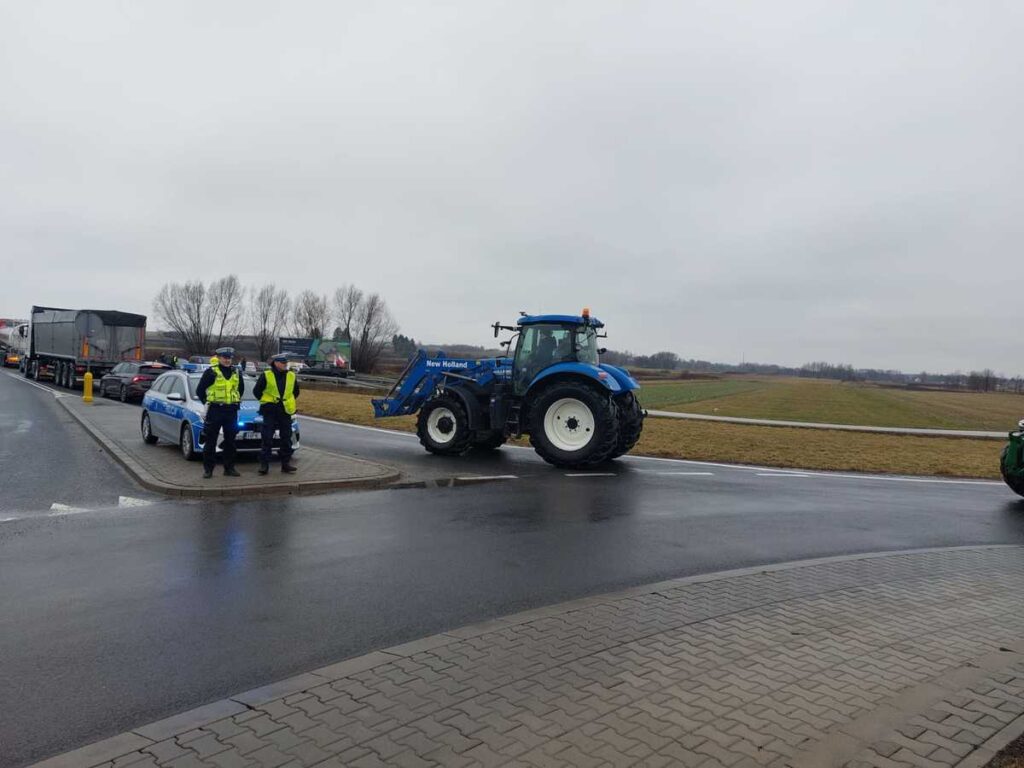 Protesty rolników na Podkarpaciu zakończone! Utrudnienia w ruchu drogowym ustąpiły.