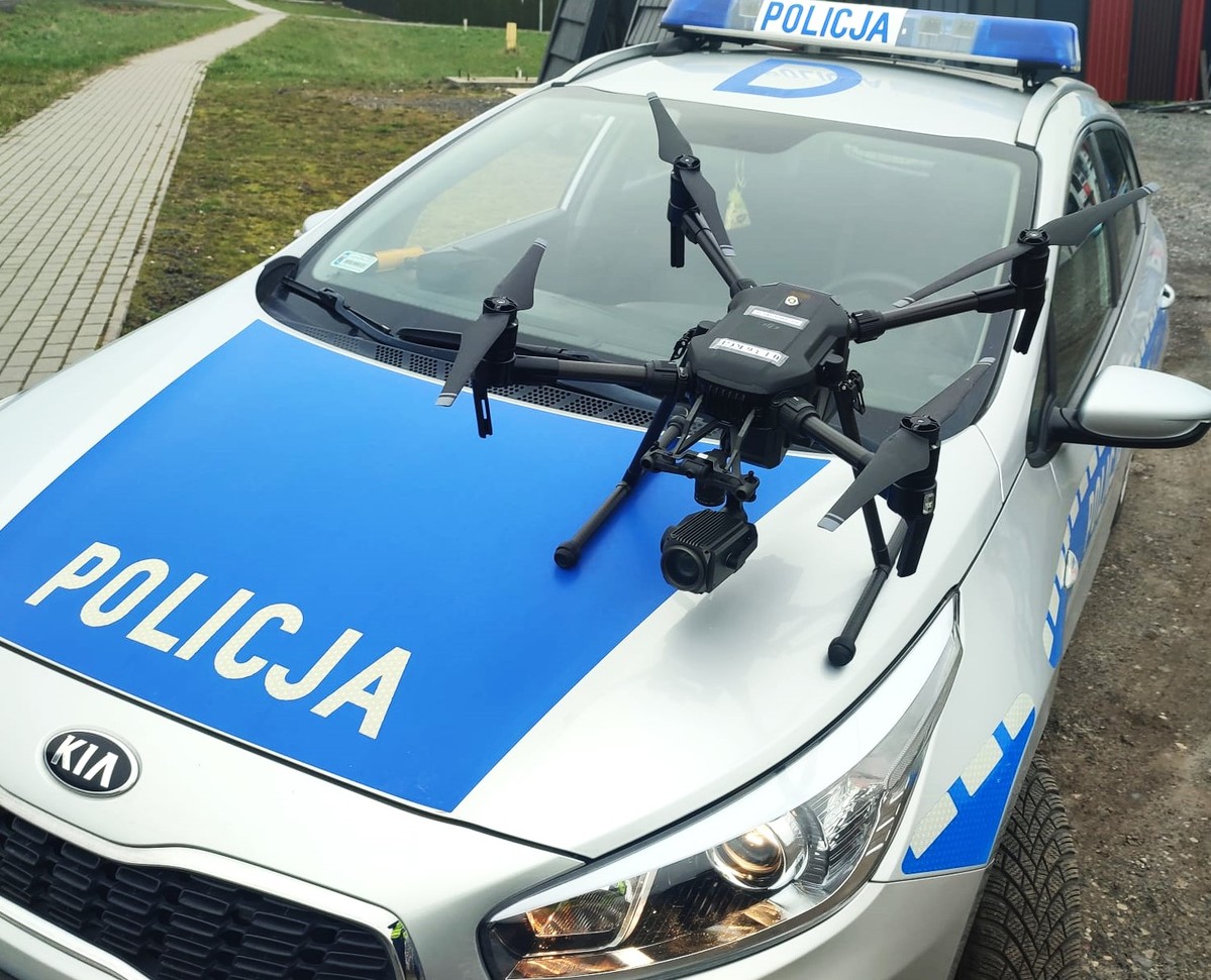 Pijany na hulajnodze! 59-latek z blisko 2 promilami alkoholu w organizmie zatrzymany przez policję