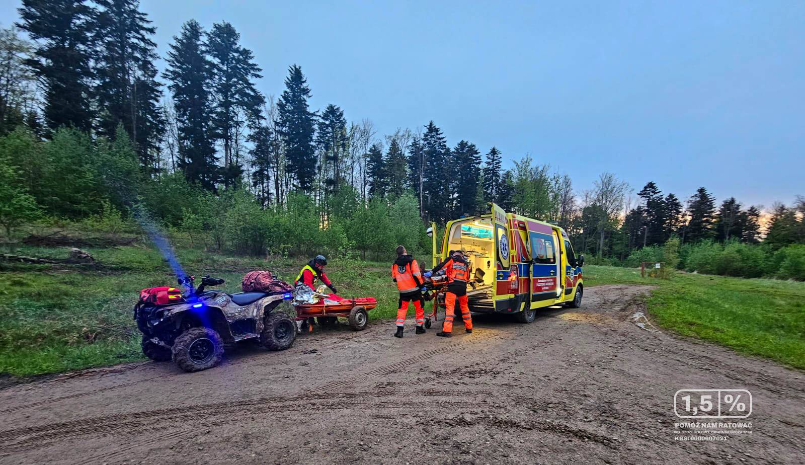 Dramatyczna ewakuacja mężczyzny z lesistego terenu koło Dukli